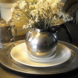 Lovely little vignette with everyday items.