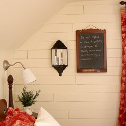 Mustard Seed Creations: Exposed Board Wall Tutorial