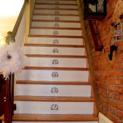 Still looking for staircases. So this party @TheStoriesofA2Z should def. be in my inspiration file.