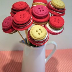 Valentine’s Button Cookie Bouquet from @thestoriesofa2z