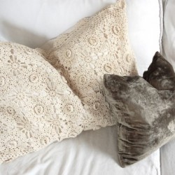 Love that crochet pillow! from @thenester