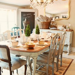 This is @MissMustardSeed shop at Luckett’s and I just want to move in there. So pretty.