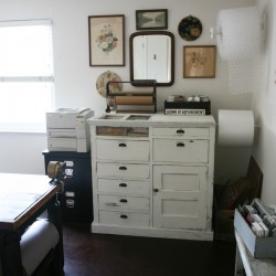 vintage inspired home ofice