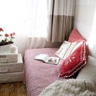 red-and-white-bed-room-decor.jpg