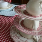 tablescape in red and white