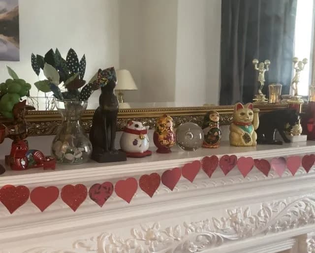 DIY paper hearts garland made from recycled cards