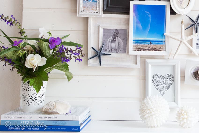 Decorative stacked books
