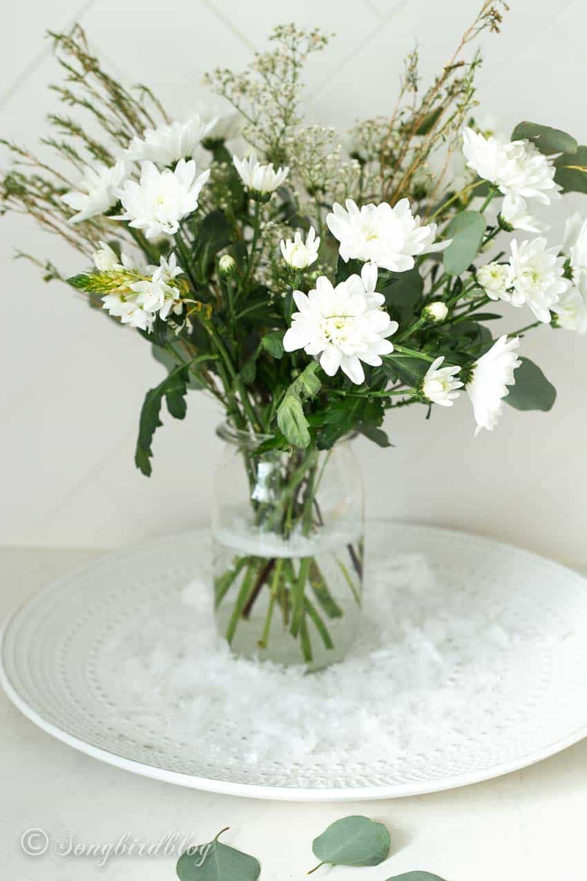 white winter floral arrangement diy tutorial